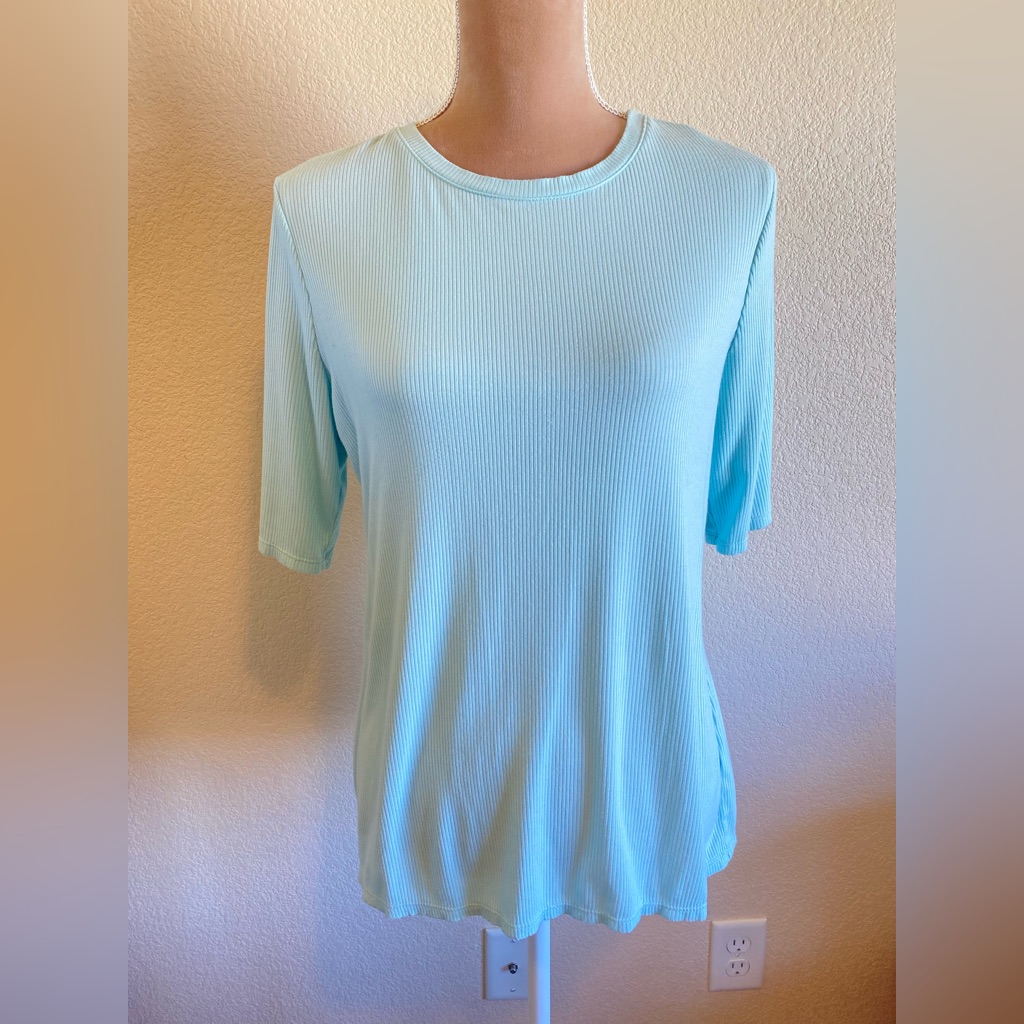 Nine West Basic Essential Tee